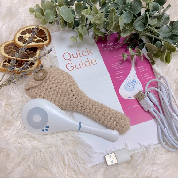 Daysy 2.0 Fertility Tracker Thermometer - Picture 4 of 5